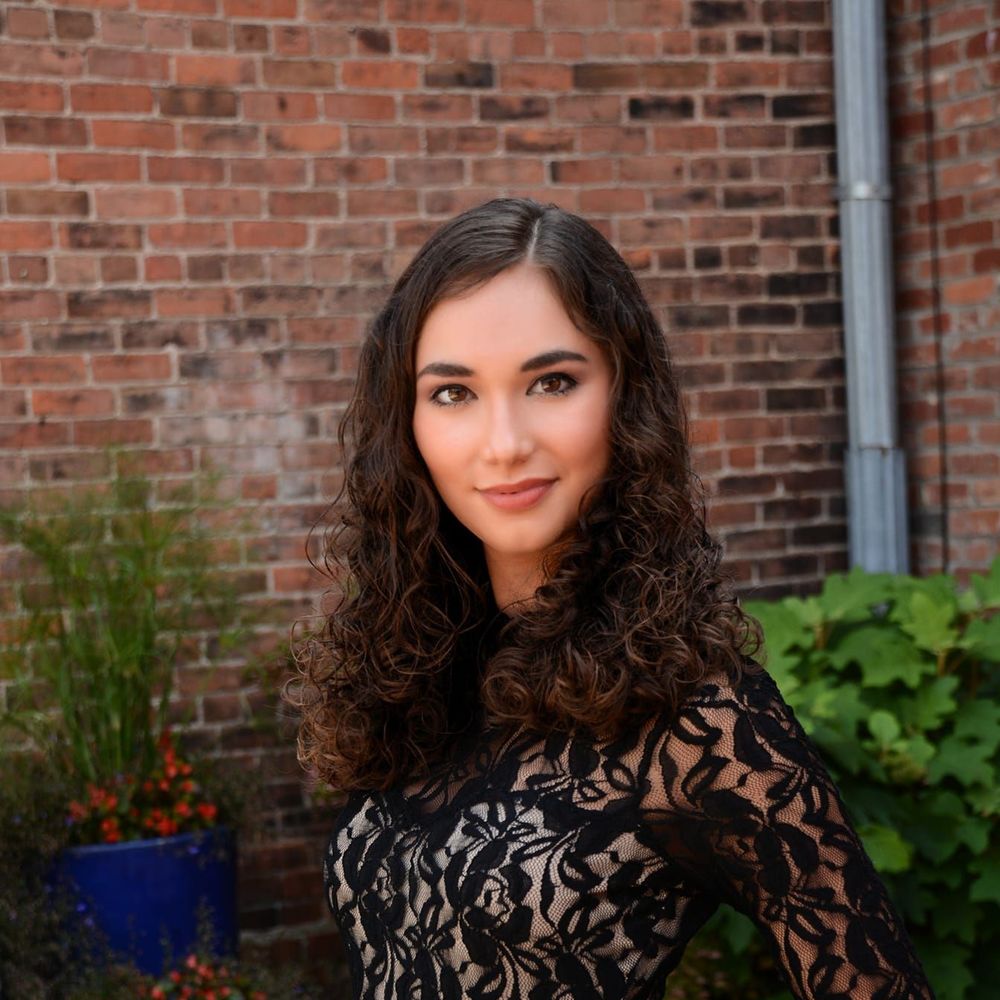 Meet your Posher, Brooke